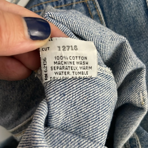 80’s Vintage Guess Jeans Denim Bib Skirt Overalls Frayed Hem Size 4 - Picture 9 of 9